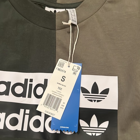Adidas Tee - Picture 3 of 4